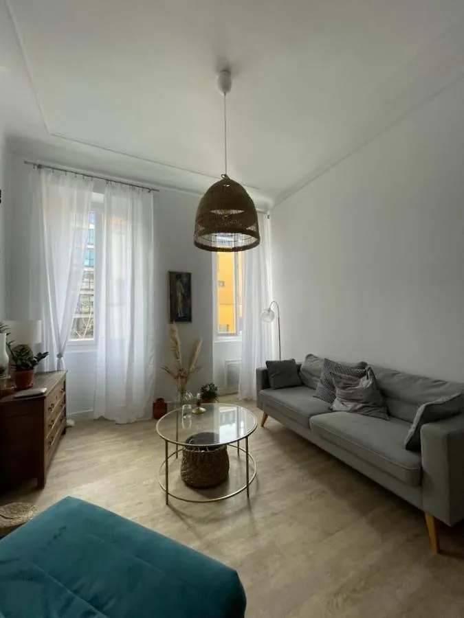 Appartement Elegant Apt In The Heart Of Marseille